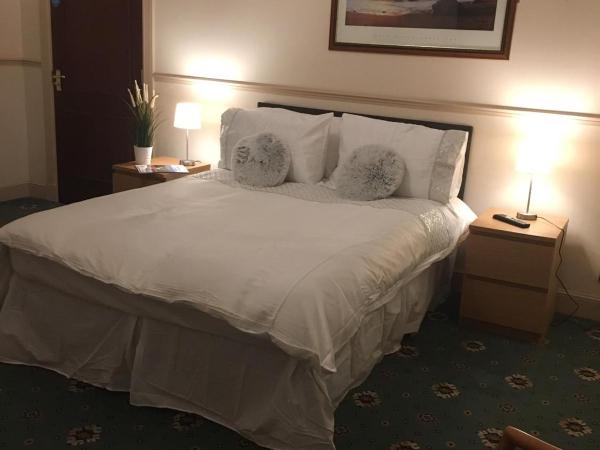 Terra Nova Hotel : photo 1 de la chambre chambre double avec salle de bains privative