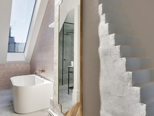 Crystalbrook Albion : photo 2 de la chambre superior king room - master