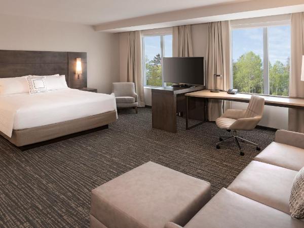 Residence Inn by Marriott Halifax Dartmouth : photo 1 de la chambre studio avec 1 lit king-size et 1 canapé-lit