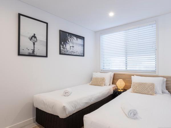 Bay Royal Apartments : photo 8 de la chambre premium three-bedroom beachfront apartment - ground floor (apt 2)