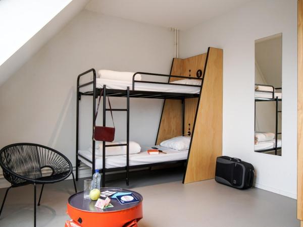 Via Amsterdam : photo 5 de la chambre chambre familiale avec salle de bains privative