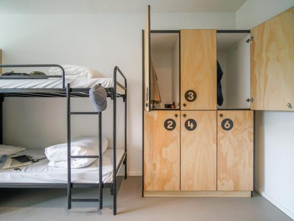 Via Amsterdam : photo 7 de la chambre lit dans dortoir mixte de 6 lits