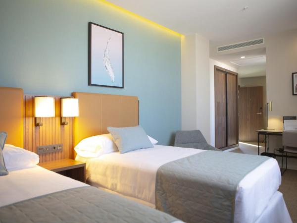 Riu Plaza España : photo 10 de la chambre chambre lits jumeaux de luxe