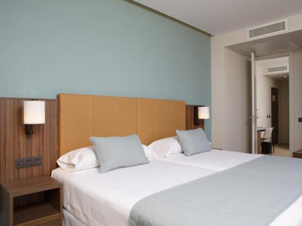 Riu Plaza España : photo 6 de la chambre chambre lits jumeaux familiale de luxe