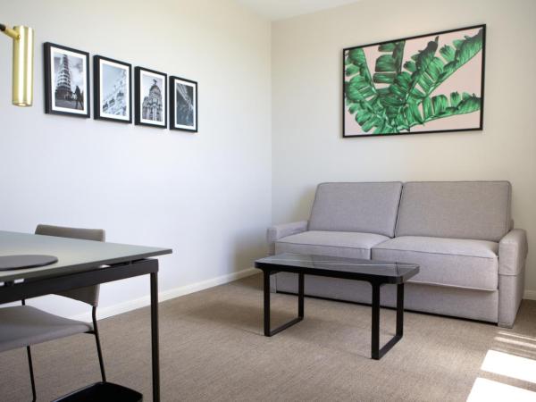 Riu Plaza España : photo 3 de la chambre chambre familiale de luxe lit king-size