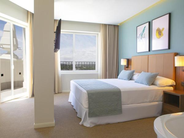 Riu Plaza España : photo 1 de la chambre suite junior avec terrasse