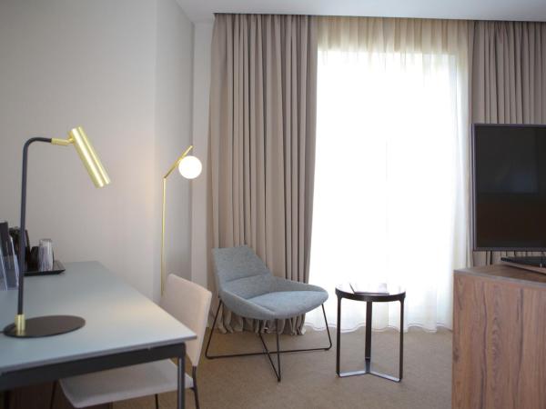 Riu Plaza España : photo 5 de la chambre chambre king de luxe avec terrasse