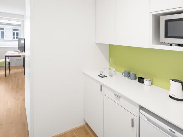 myNext - Hotel Leo : photo 4 de la chambre chambre double standard