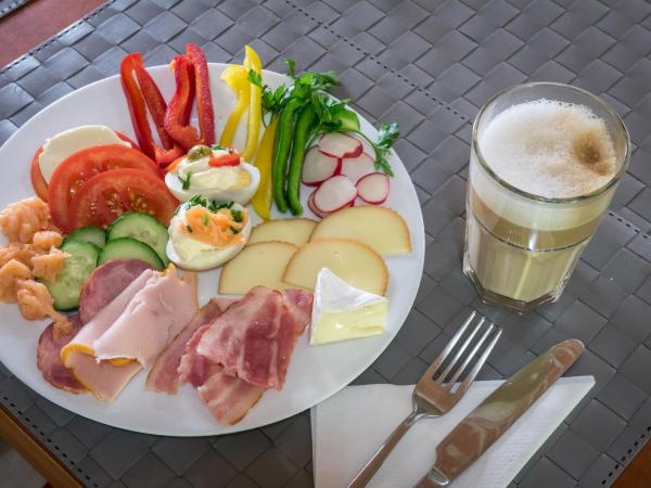 Emaus Apartments : photo 7 de la chambre studio