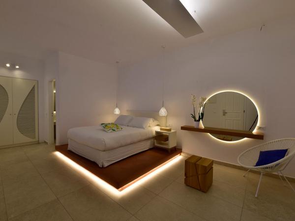 Margie Mykonos Hotel : photo 4 de la chambre chambre deluxe - vue sur mer