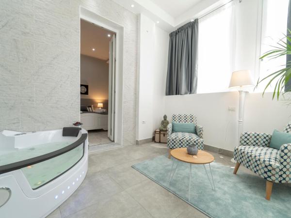 Casa Solmes Rooms : photo 5 de la chambre suite avec jacuzzi
