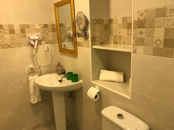 Hotel Alquimia Cadiz : photo 4 de la chambre chambre double standard