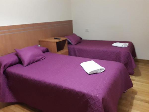 Hostal O Patron : photo 3 de la chambre chambre lits jumeaux