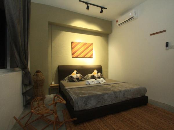 Hornbill's Nest Kuching : photo 2 de la chambre chambre lit king-size supérieure