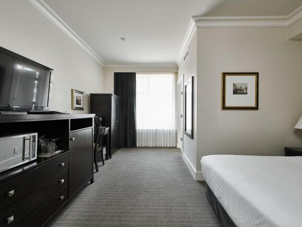 Hotel Rialto : photo 3 de la chambre chambre lit queen-size