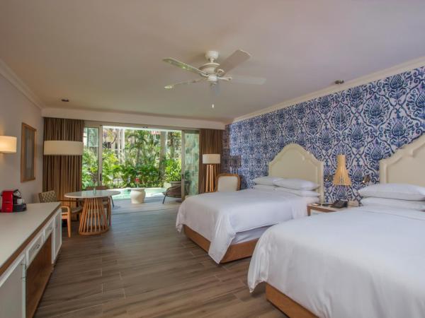 Krystal Grand Puerto Vallarta - All Inclusive : photo 3 de la chambre suite junior hacienda avec lit double - vue sur la piscine