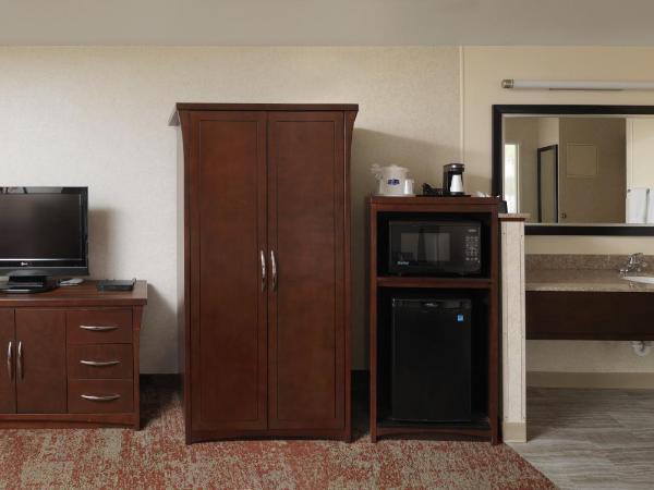 Crystal Inn Hotel & Suites - Salt Lake City : photo 2 de la chambre chambre lit king-size