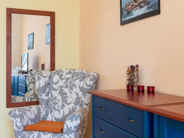 Pension Ibérica : photo 9 de la chambre appartement