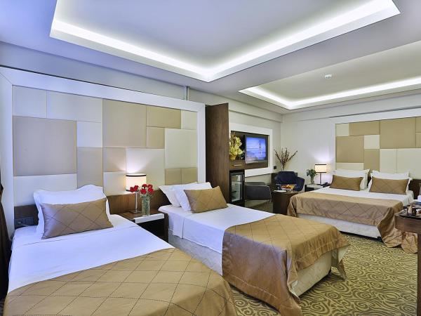 Grand Sagcanlar Hotel : photo 6 de la chambre chambre familiale