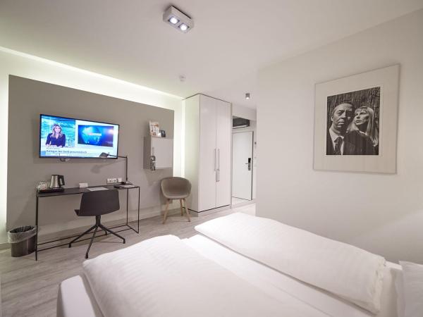 Hotel Amadeus : photo 9 de la chambre chambre double standard
