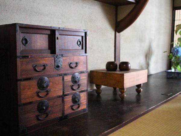 Bed & Breakfast Tsukiya : photo 1 de la chambre chambre familiale avec salle de bains commune