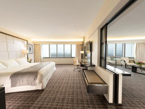 Regal Airport Hotel : photo 1 de la chambre suite deluxe