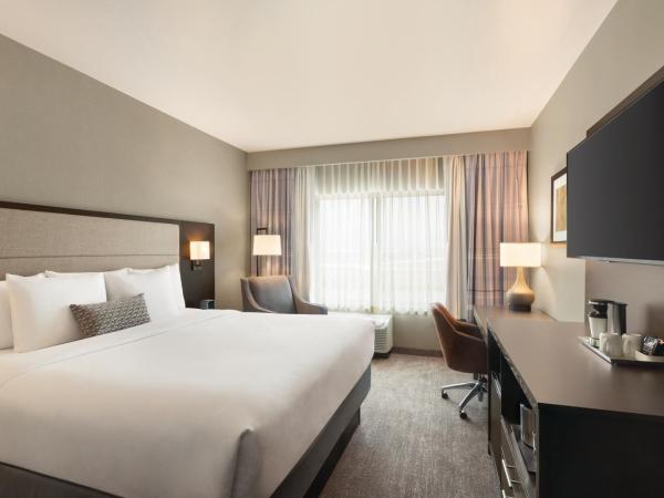 Radisson Hotel Oklahoma City Airport : photo 1 de la chambre chambre lit king-size - non-fumeurs