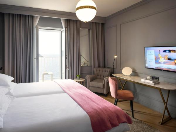 Hotel Excelsior : photo 2 de la chambre villa odak double de luxe avec balcon - vue sur mer