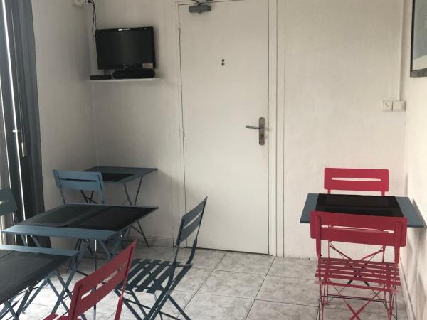 Hôtel Le Pescadou : photo 4 de la chambre chambre double avec balcon