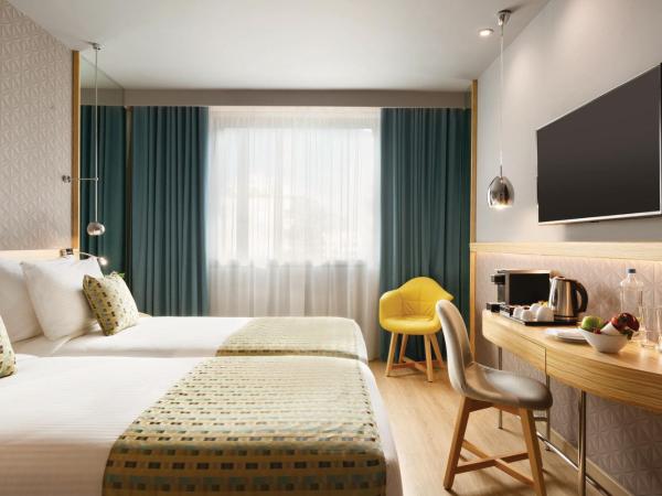 Wyndham Grand Athens : photo 1 de la chambre lits jumeaux standard - vue sur atrium