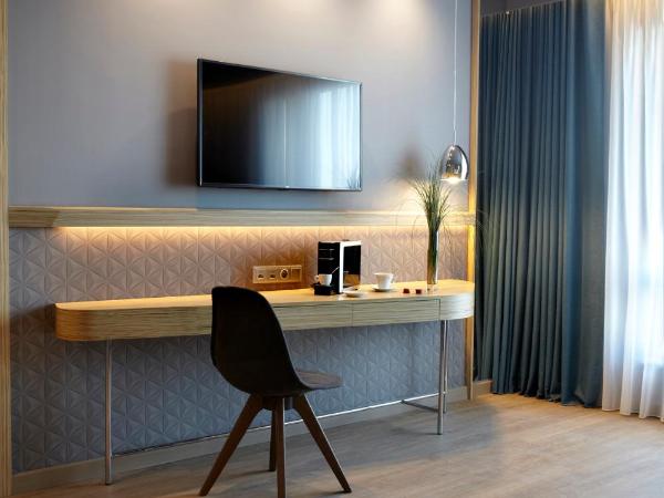 Wyndham Grand Athens : photo 6 de la chambre chambre double standard - vue sur ville