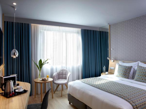 Wyndham Grand Athens : photo 5 de la chambre chambre double standard avec vue sur atrium