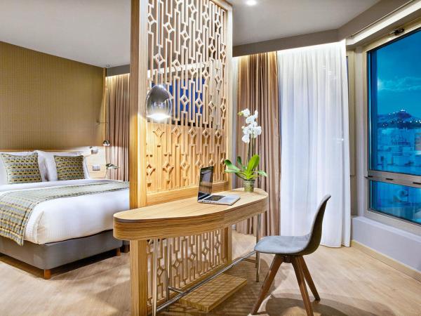 Wyndham Grand Athens : photo 8 de la chambre suite junior - vue sur ville 