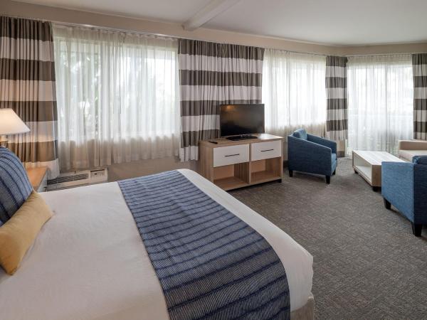 Bay Club Hotel and Marina : photo 2 de la chambre suite exécutive - vue partielle