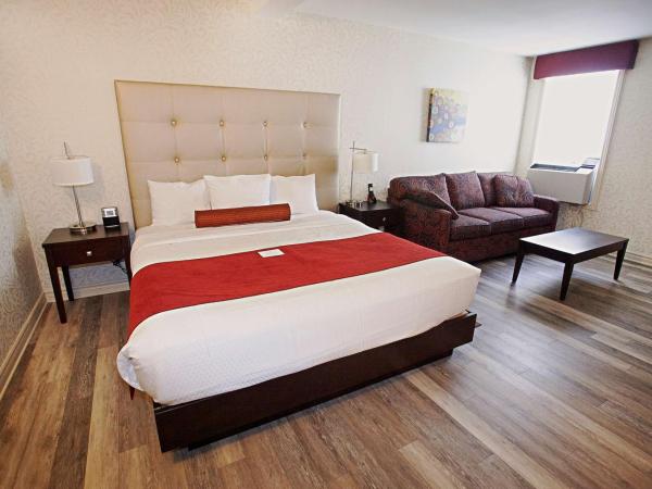 Best Western Plus Montreal Downtown- Hotel Europa : photo 3 de la chambre chambre lit king-size avec canapé-lit queen-size