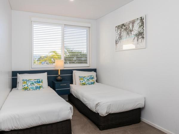 Bay Royal Apartments : photo 6 de la chambre premium three-bedroom apartment with ocean view (apt 13)