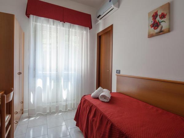 Hotel Nella : photo 5 de la chambre chambre simple