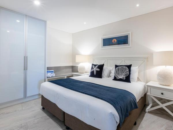 Bay Royal Apartments : photo 5 de la chambre deluxe two-bedroom beachfront apartment - ground floor (apt 3)