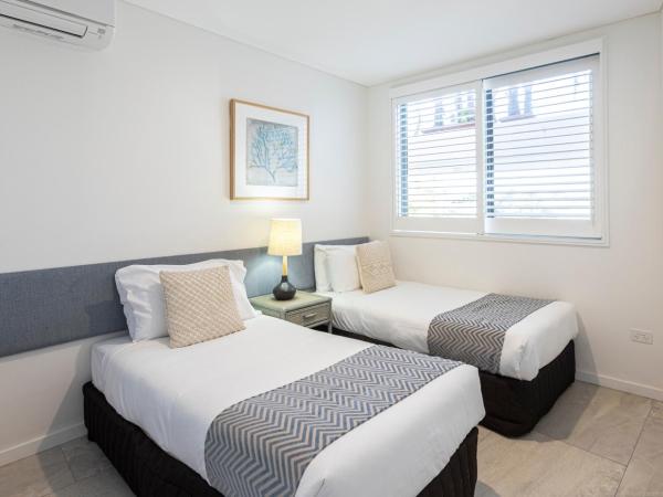 Bay Royal Apartments : photo 4 de la chambre premium three-bedroom apartment with beach view (apt 8)