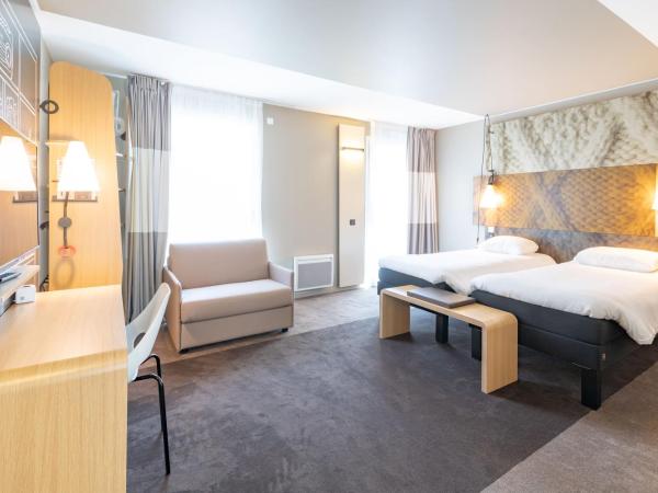 ibis Saint Malo Plage : photo 3 de la chambre deux chambres doubles communicantes (4 personnes)