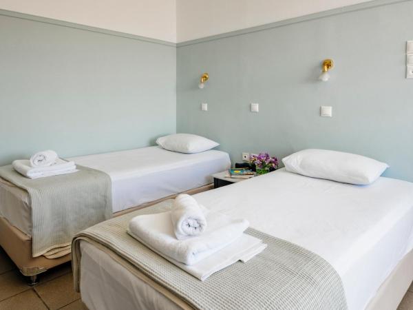 Phaedra Hotel : photo 8 de la chambre chambre lits jumeaux