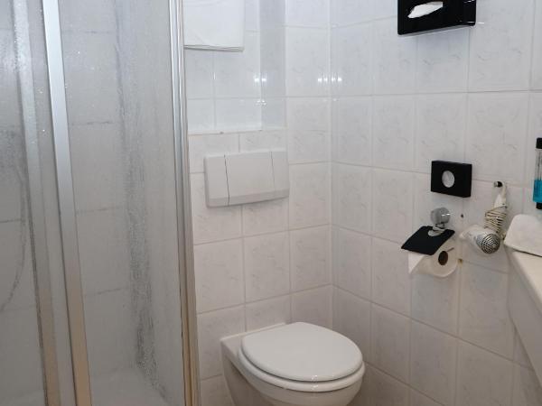 ITM Entrée Glinde Restaurant & Tagungshotel : photo 2 de la chambre chambre simple