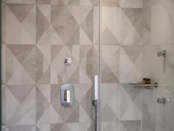 Residenza Vranas Boutique Hotel : photo 9 de la chambre suite 2 chambres - vue sur mer