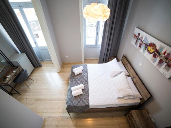 One Three One - In the Heart of Athens : photo 2 de la chambre chambre double avec balcon