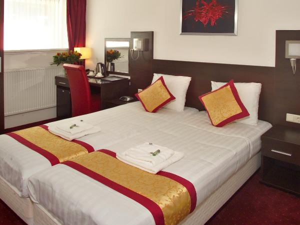 Hotel Allure : photo 3 de la chambre chambre lits jumeaux Économique - sous-sol