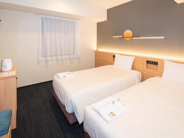 hotel MONday Tokyo Nishikasai : photo 3 de la chambre chambre lits jumeaux basique - non-fumeurs