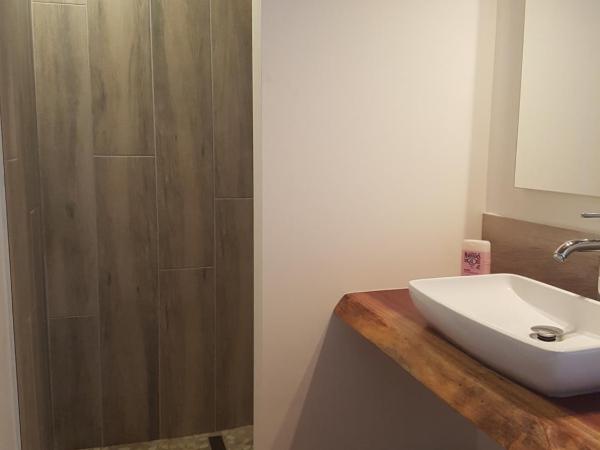 L'effet mer : photo 2 de la chambre chambre lit queen-size - vue sur jardin
