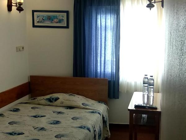 Rimavier Residence : photo 3 de la chambre chambre simple avec salle de bains privative