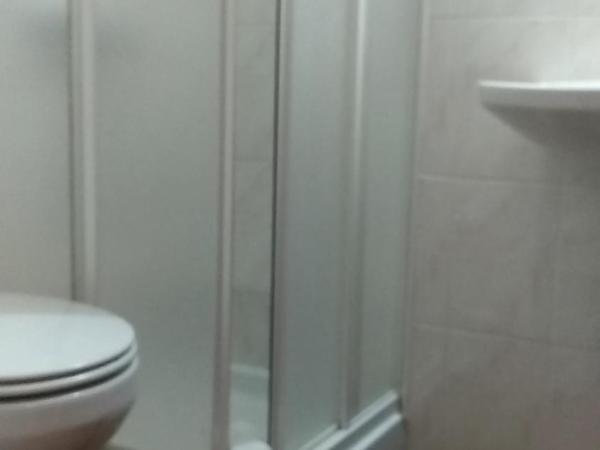 Rimavier Residence : photo 10 de la chambre chambre double avec salle de bains privative