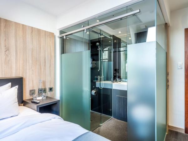 The Z Hotel Glasgow : photo 1 de la chambre chambre lit queen-size